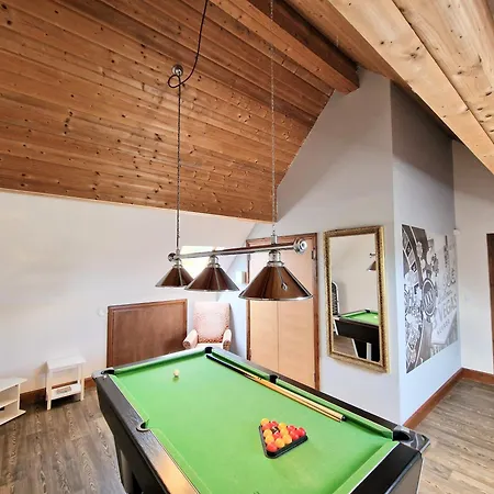 Lbtie Lodge With Two Private Hot Tubs - Fife - Loch Leven - Lomond Hills Kelty Exterior photo