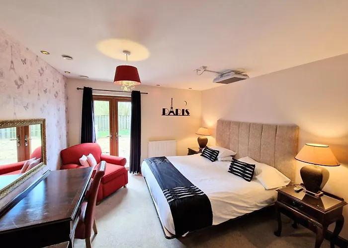 Lbtie Lodge With Two Private Hot Tubs - Fife - Loch Leven - Lomond Hills