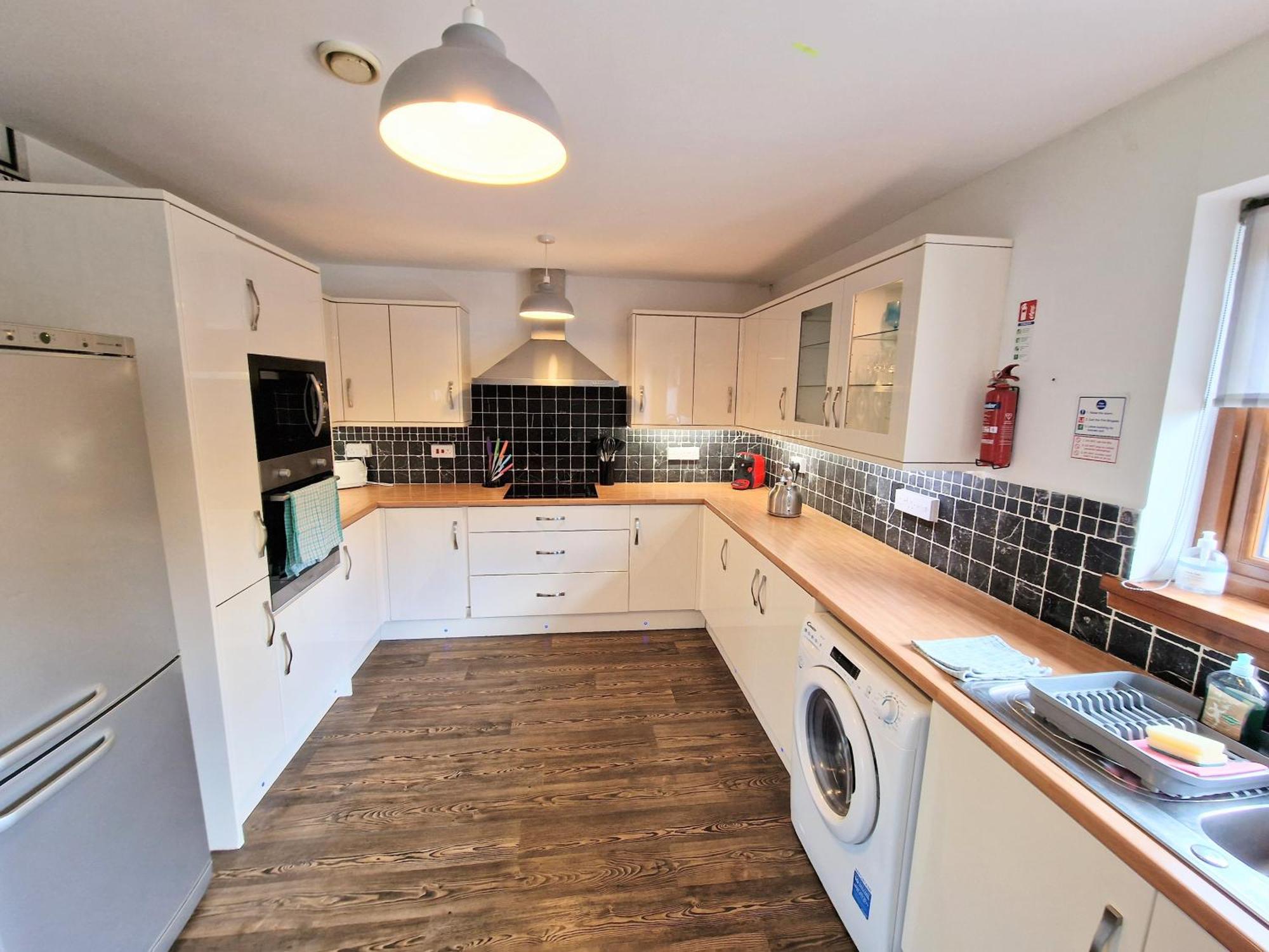 Lbtie With Two Private Hot Tubs - Fife - Loch Leven - Lomond Hills