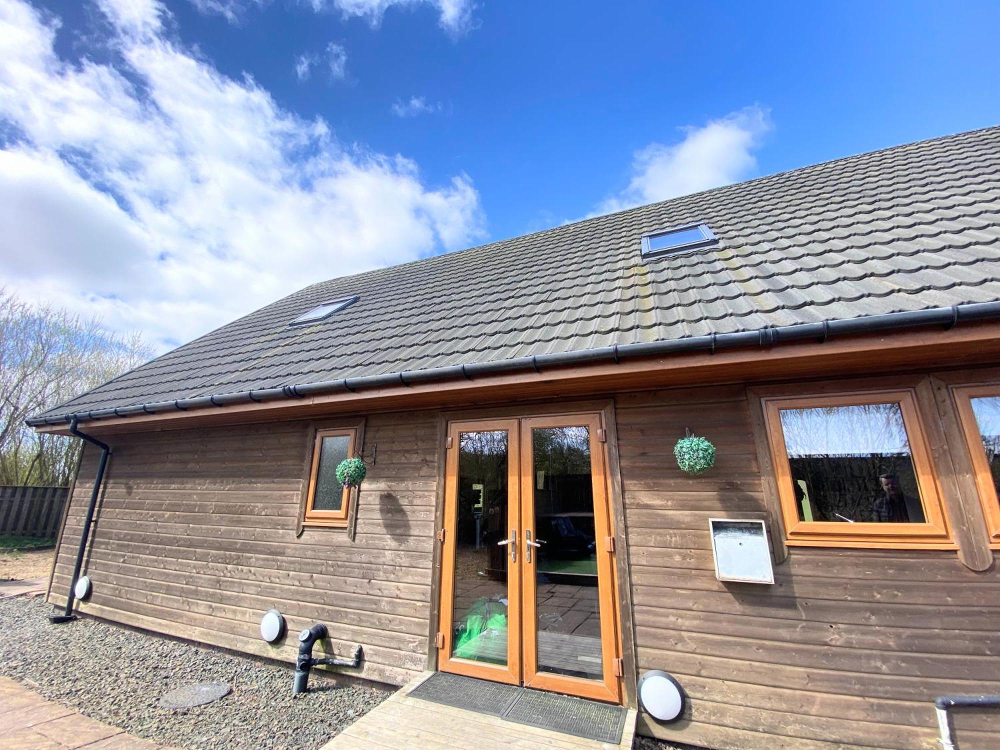 Chalet Lbtie With Two Private Hot Tubs - Fife - Loch Leven - Lomond Hills
